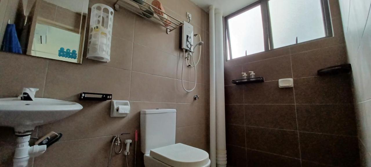 Homestay Arc Austin Hills Jb 4-5Pax Джохор-Бару Экстерьер фото