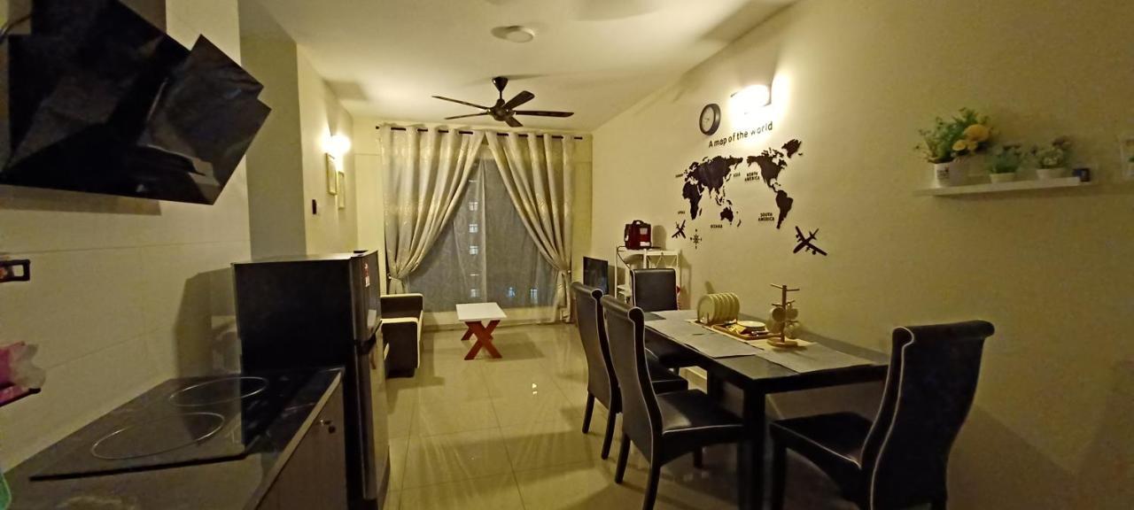 Homestay Arc Austin Hills Jb 4-5Pax Джохор-Бару Экстерьер фото