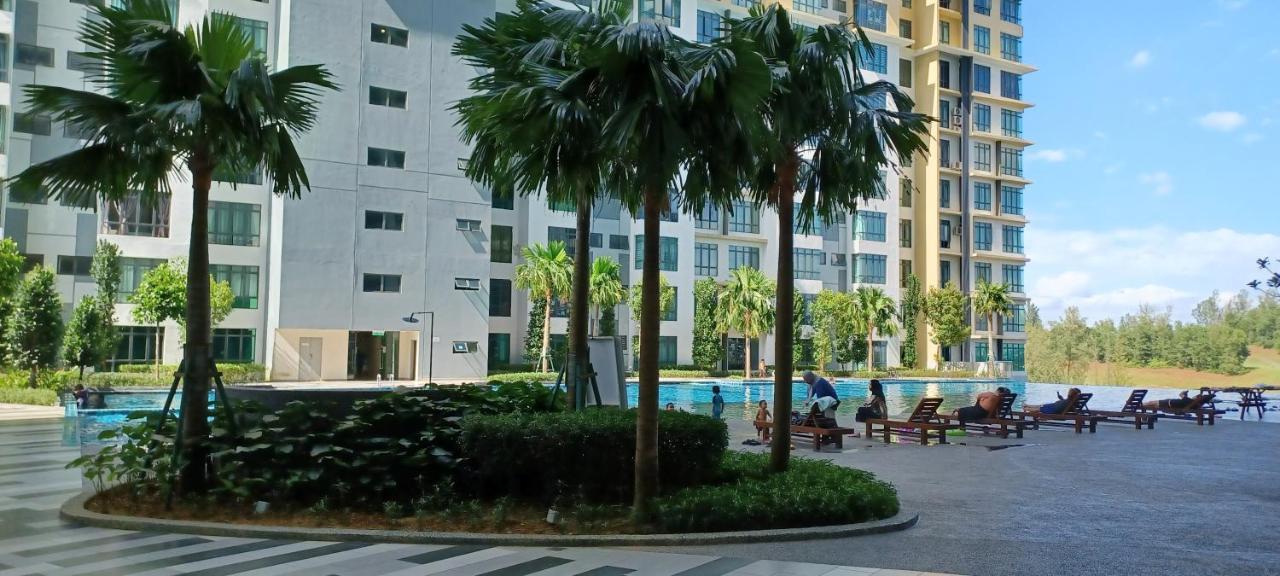 Homestay Arc Austin Hills Jb 4-5Pax Джохор-Бару Экстерьер фото